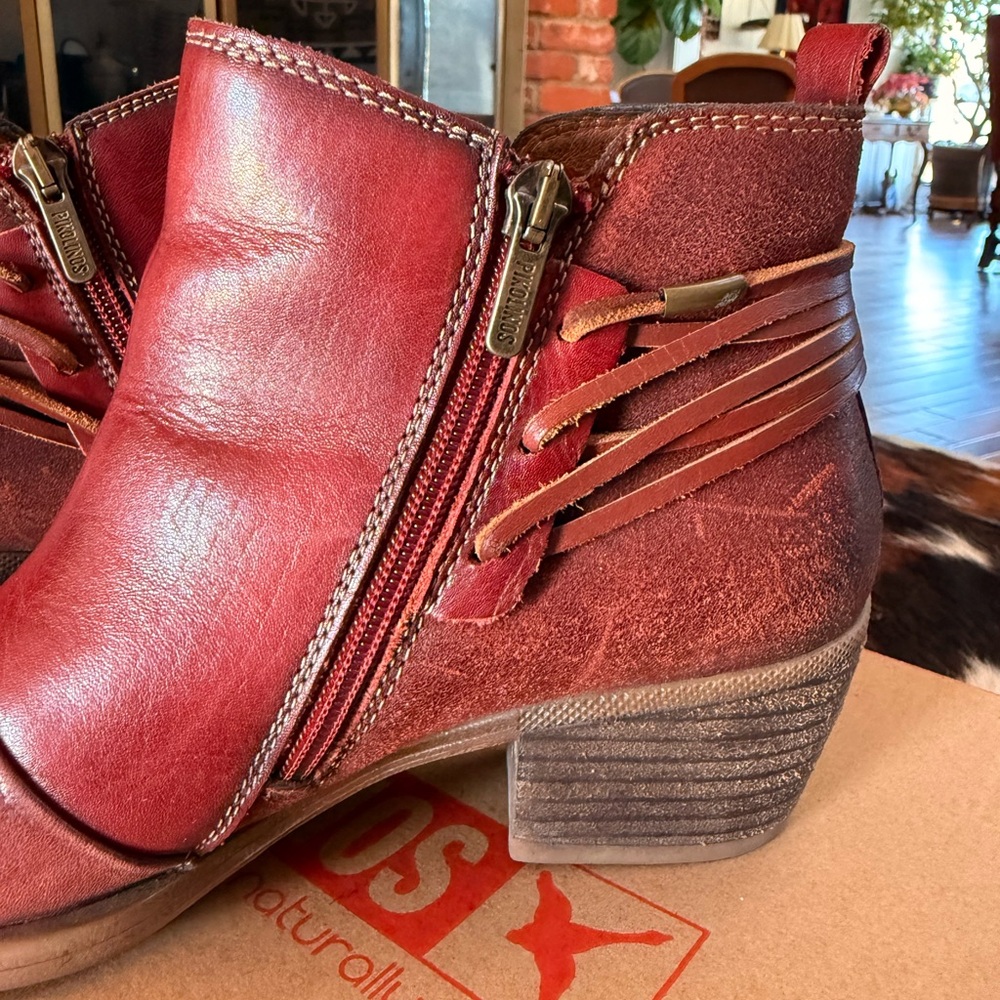PIKOLINOS Women's Burgundy and Brown Ankle Boots - Picture 6 of 6